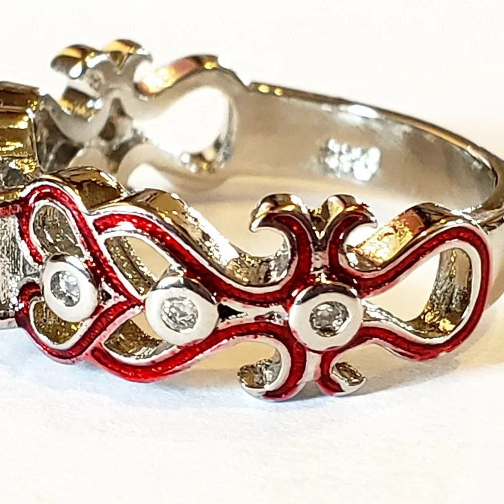 Princess Cut Solitaire Red Enamel Love Hearts Ring in Sterling Silver Sz 5.5